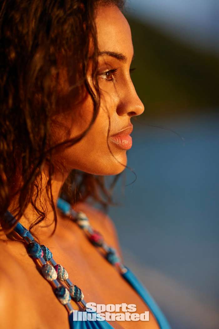 skylar diggins 2014 web photo op44-233444-rawfinalw.jpg